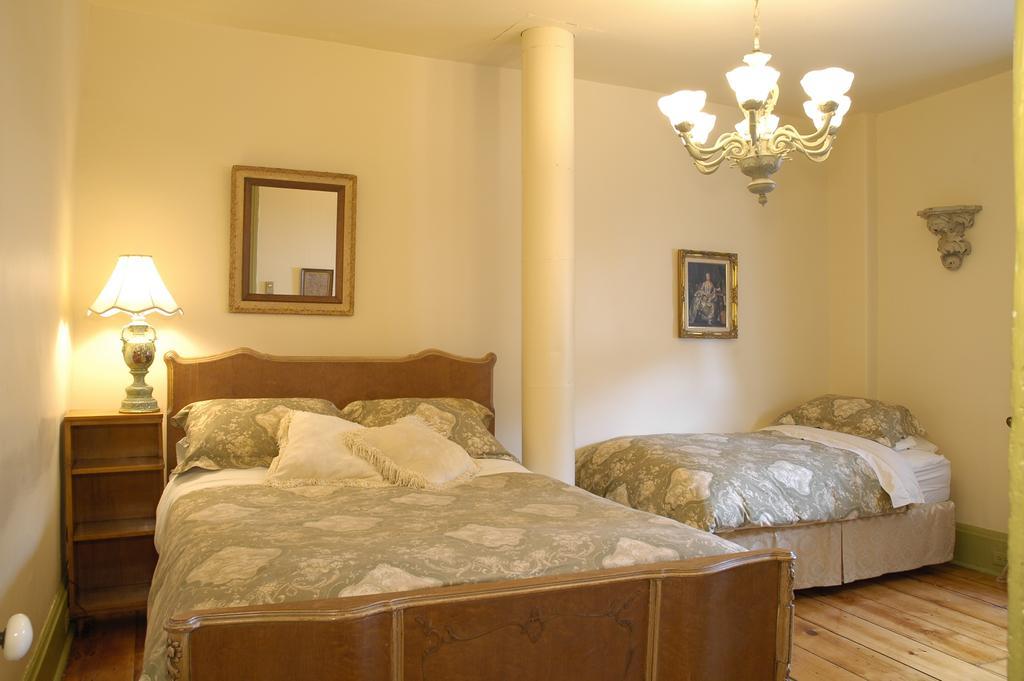 Jade Blue B&B Монреал Екстериор снимка